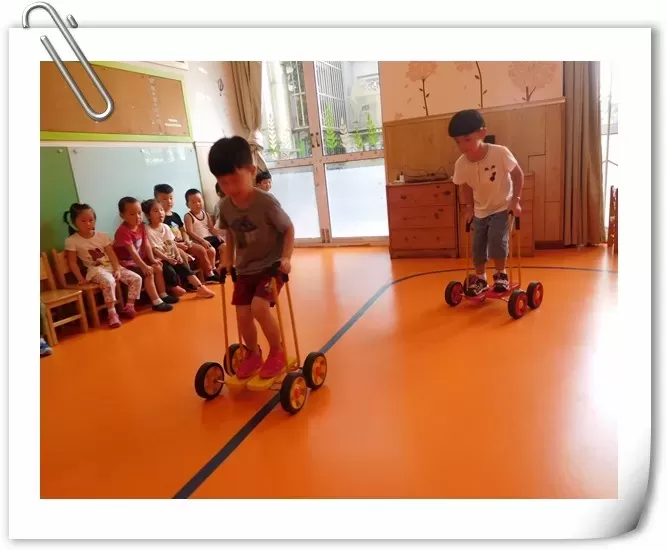 感统训练器材平衡脚踏车简介：促进孩子自我动作的控制力